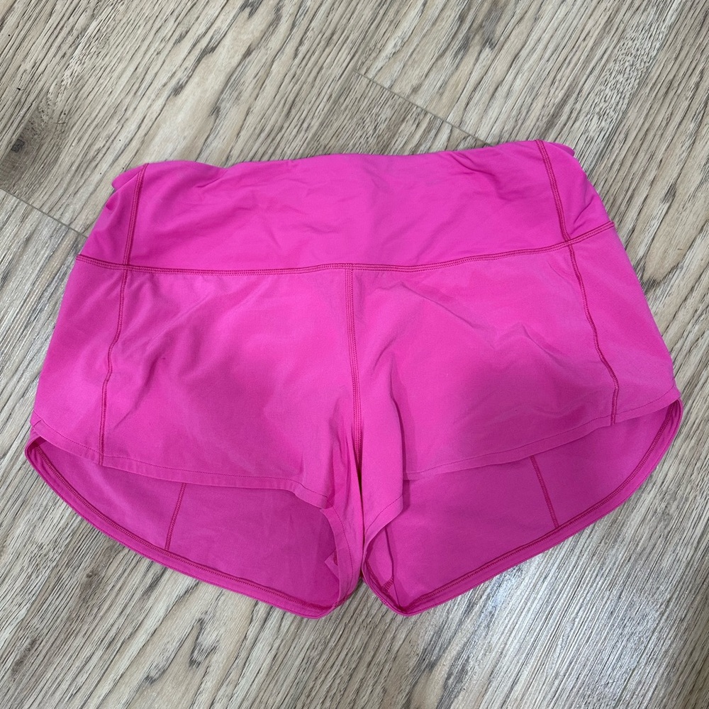 Lululemon high rise 2.5 inch speed up short